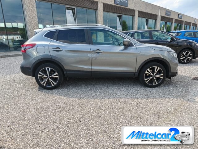 Nissan Qashqai 1.5 dCi N-Connecta - foto 3 di 4