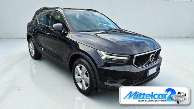 Volvo XC40 T2 Business usato a CASSACCO