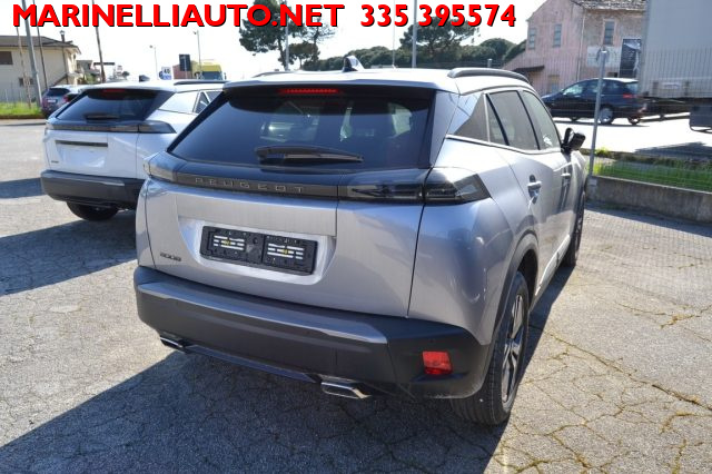 Peugeot 2008 1.2 Hybrid 130CV Allure C.AUTOMATICO 8 MARCE, in vendita a Comacchio (FE)
