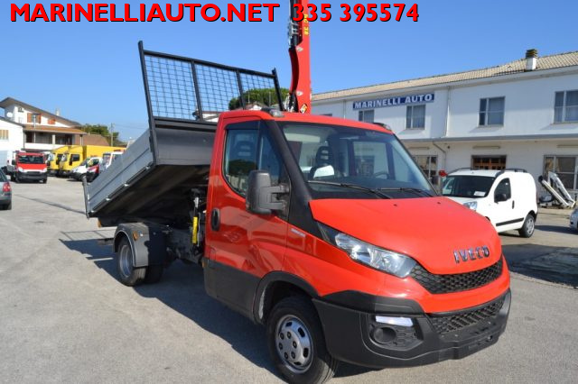 Iveco Daily 35C13 2.3 RIBALTABILE CON GRU HC38 A 3 SFILI - foto 4 di 4