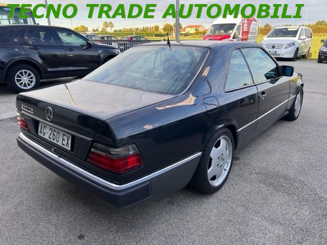 Mercedes-Benz 320 CE 24V cat Coup� - foto 4 di 4