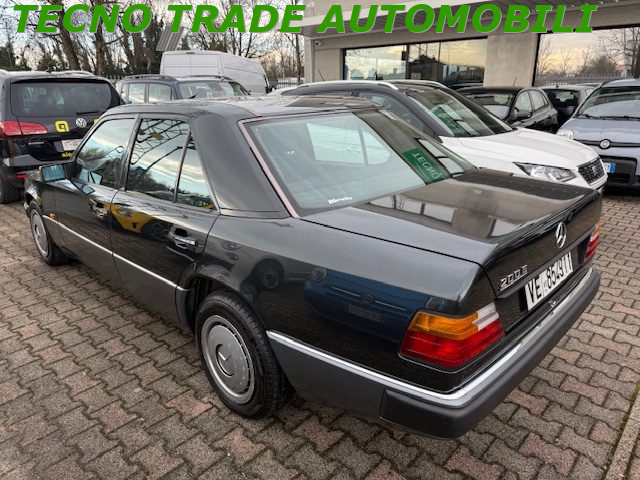 Mercedes-Benz 200 E #uniproprietario - foto 4 di 4