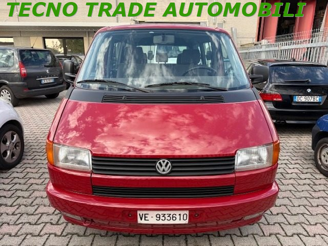Volkswagen Transporter 2.5 Benzina 7 posti Caravelle GL - foto 2 di 4