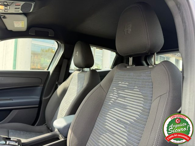 Alfa Romeo Junior 1.2 136 CV Hybrid eDCT6 Automatica, del 2024, 6.690 km, in vendita a Oderzo (TV)