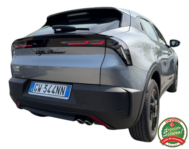 Alfa Romeo Junior 1.2 136 CV Hybrid eDCT6 Automatica - foto 4 di 4