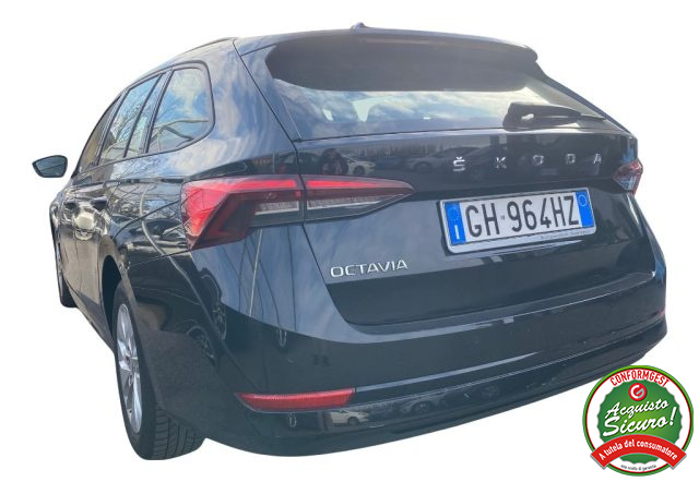 Skoda Octavia 2.0 TDI EVO SCR DSG Wagon Sportline - foto 4 di 4