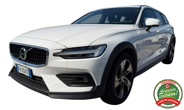 Volvo V60 Cross Country D4 AWD Geartronic Pro usato a ODERZO