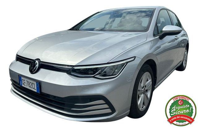 Volkswagen Golf 2.0 TDI 150 CV DSG SCR Life usato a ODERZO