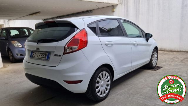 Ford Fiesta 1.0 80CV 5 porte - foto 4 di 4