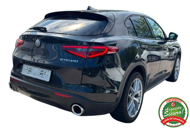 Alfa Romeo Stelvio 2.0 Turbo 200 CV AT8 Q4 Super - foto 2 di 4