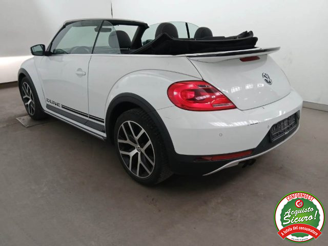 Volkswagen Maggiolino Cabrio 1.8 TSI DSG DUNE Limited Edition - foto 3 di 4