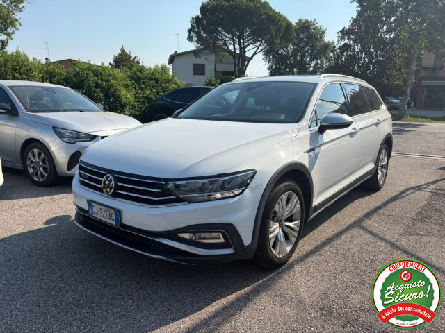 Volkswagen Passat Alltrack 2.0 TDI SCR 122 CV EVO DSG Business usato a ODERZO