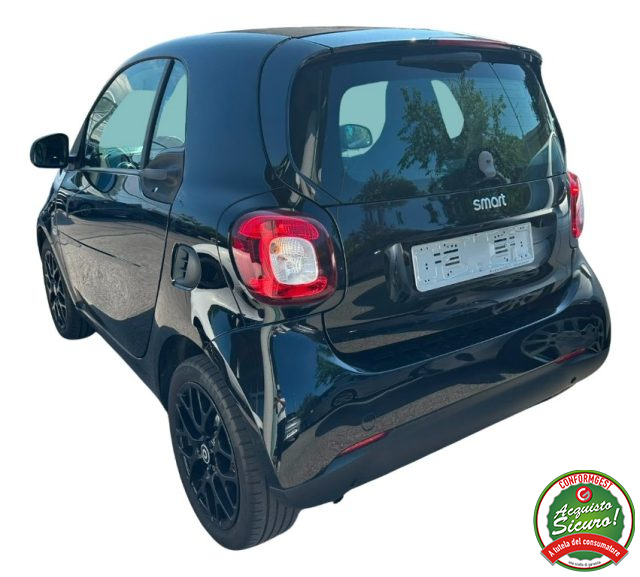 smart forTwo 70 1.0 twinamic Passion Automatica - foto 2 di 4