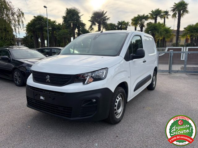 Peugeot Partner BlueHDi 130 Furgone Premium PREZZO IVA ESCLUSA usato a ODERZO