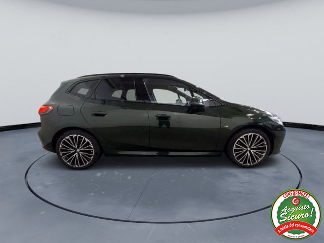 BMW 218 i Active Tourer M Sport Automatica - foto 2 di 4