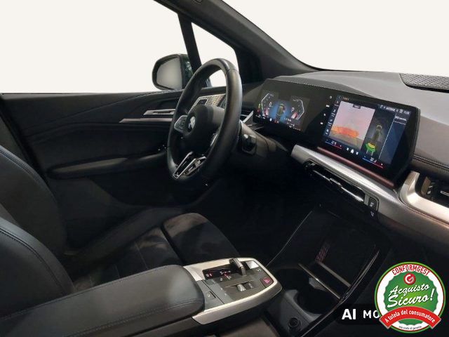 BMW 218 i Active Tourer M Sport Automatica - foto 3 di 4