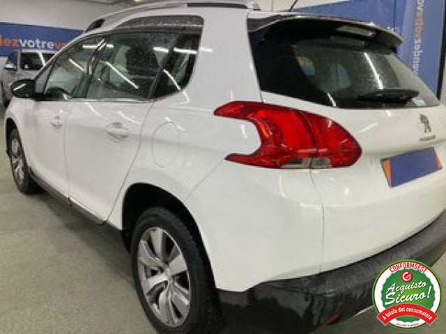 Peugeot 2008 1° serie PureTech Turbo 110 S&S Allure - foto 3 di 4