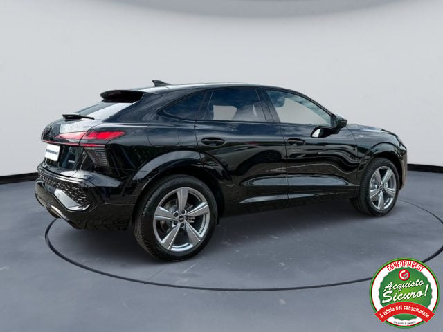 Audi Q3 SPB TFSI 150 kW S tronic quattro S Line edition - foto 2 di 4