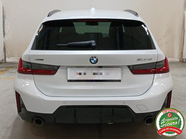 BMW 320 d 48V xDrive Touring Msport Pro - foto 2 di 4