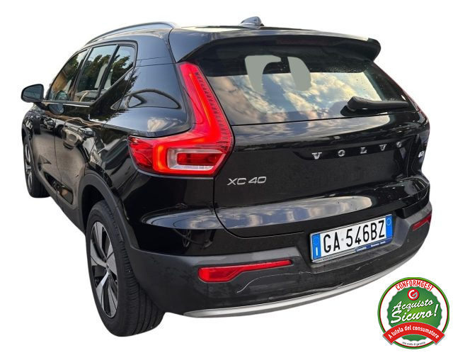 Volvo XC40 D3 Geartronic Momentum - foto 3 di 4