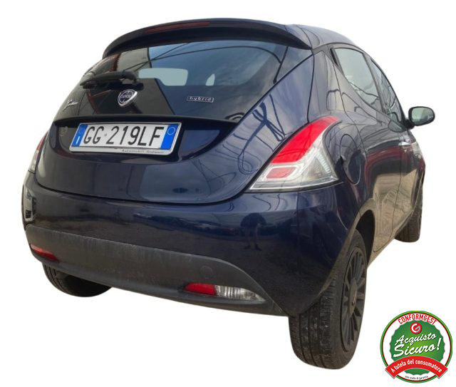 Lancia Ypsilon 1.0 FireFly 5 porte S&S Hybrid Ecochic Gold - foto 3 di 4