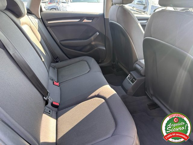 Audi A3 30 g-tron S tronic Sport TG FX348ZE usato a ODERZO