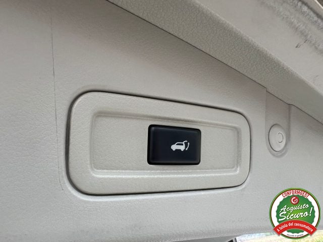 Nissan Murano 2.5 dCi 4X4 Automatica, del 2013, 208.800 km, in vendita a Oderzo (TV)