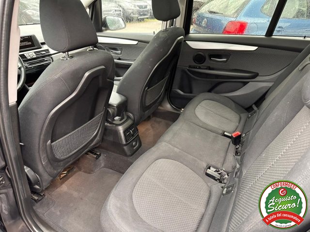 BMW 218 i Active Tourer Advantage Tetto - foto 2 di 23