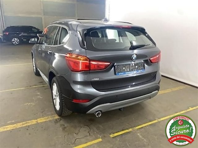 BMW X1 Drive16d Advantage Navi Uniproprietario - foto 3 di 4