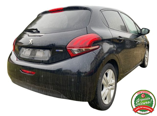 Peugeot 208 5 porte Like - foto 2 di 4