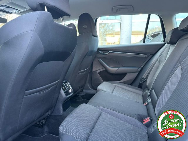Skoda Octavia 2.0 TDI EVO SCR DSG Wagon Executive usato a ODERZO