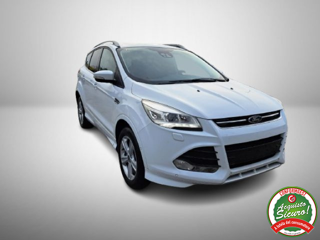 Ford Kuga 2.0 TDCI 150 CV Tetto 4WD Powershift Titanium usato a ODERZO