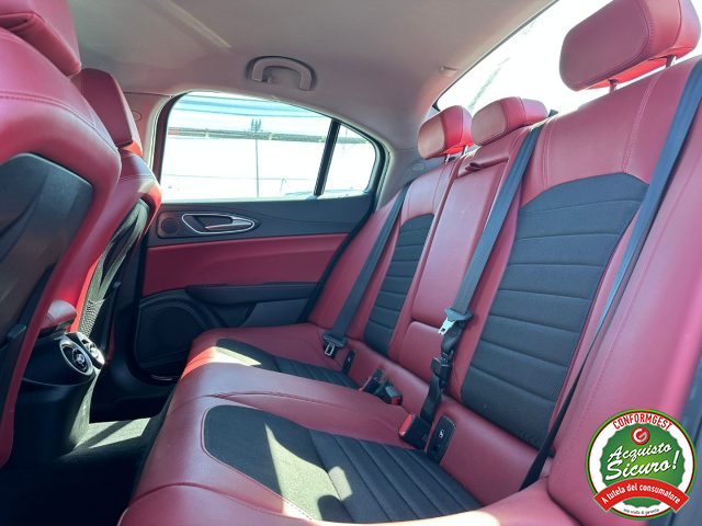 Alfa Romeo Giulia 2.2 Turbodiesel 190 CV AT8 Lusso, del 2019, 72.168 km, in vendita a Oderzo (TV)