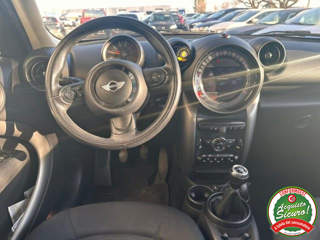 MINI Countryman Mini Cooper D Business Countryman, del 2016, 179.800 km, in vendita a Oderzo (TV)