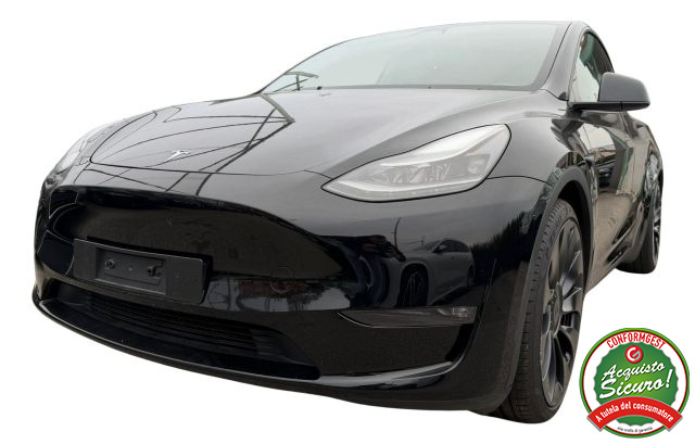 Tesla Model Y Performance AWD Autopilot Avanzato e Gancio - foto 2 di 4