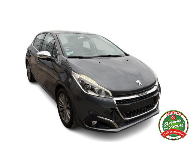 Peugeot 208 1� serie PureTech 82 5 porte Allure - foto 2 di 4