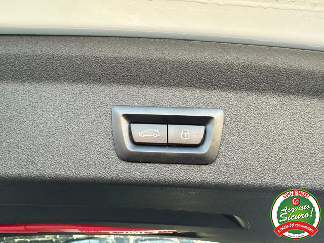 BMW 118 i 5p. Advantage Automatica Led usato a ODERZO