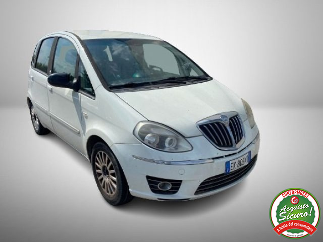 Lancia MUSA 1.4 8V Ecochic (GPL) Gold - foto 2 di 10