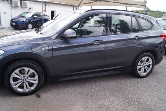 BMW X1 xDrive25e Advantage cameraPDC potenza totale 220CV - foto 2 di 19