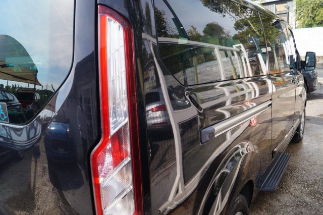 Ford Tourneo Custom 300 2.2 TDCi 155CV PL Trend - foto 4 di 4