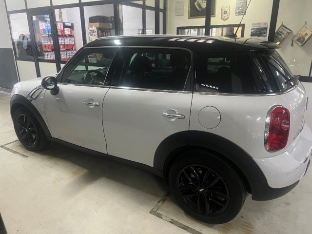 MINI Countryman Mini Cooper D Countryman Automatica - foto 2 di 4