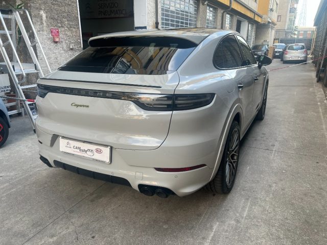 Porsche Cayenne Coupé 3.0 V6 E-Hybrid Platinum Edition - foto 3 di 4