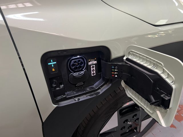 Kia EV3 58.3 kWh Air km 0 a COLOGNO MONZESE