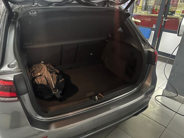 Mercedes-Benz B 180 d Automatic Executive usato a COLOGNO MONZESE