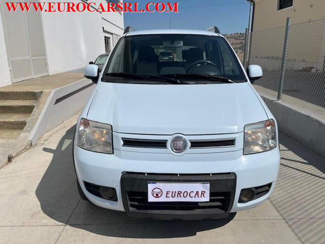 Fiat Panda 1.2 Climbing Natural Power - foto 2 di 4