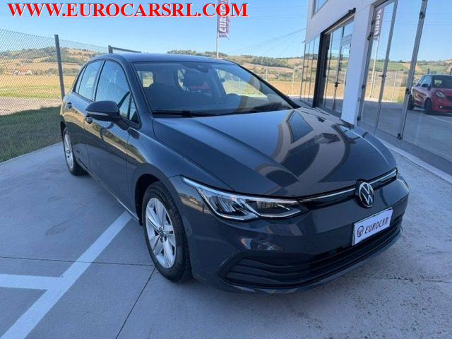 Volkswagen Golf 1.0 eTSI EVO DSG Life, del 2021, 119.000 km, in vendita a Monte Porzio (PU)