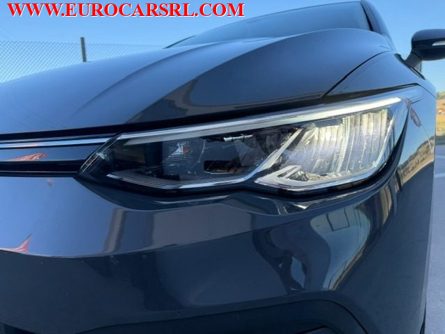 Volkswagen Golf 1.0 eTSI EVO DSG Life - foto 4 di 4