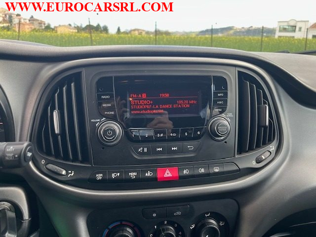 Fiat Doblo Doblò 1.6 MJT 16V 95CV Easy 7 posti, del 2016, 218.000 km, in vendita a Monte Porzio (PU)