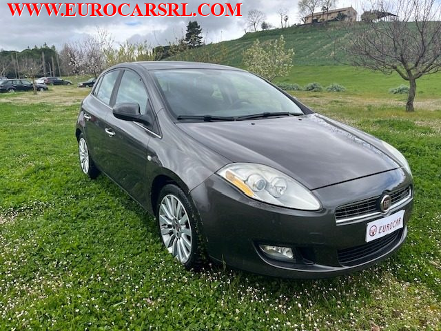 Fiat Bravo 1.9 MJT 120 CV Emotion usato a MONTE PORZIO