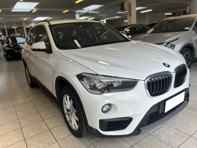 BMW X1 sDrive18i Advantage - foto 2 di 4